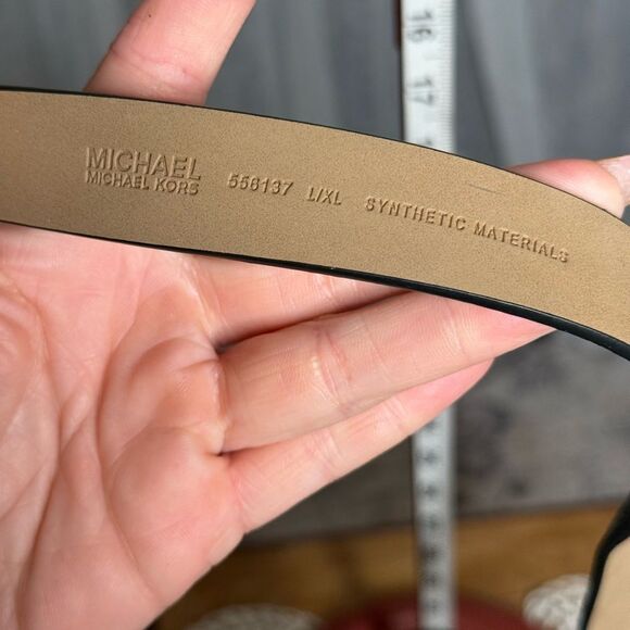 Michael Kors Black and Tan Belt Bag - L/XL - Picture 5 of 8